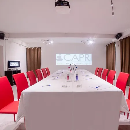 Capri 호텔 3*
